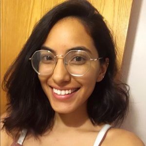 Meet your Posher, Ximena